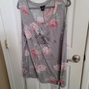 Torrid SZ3 Floral lace side tank